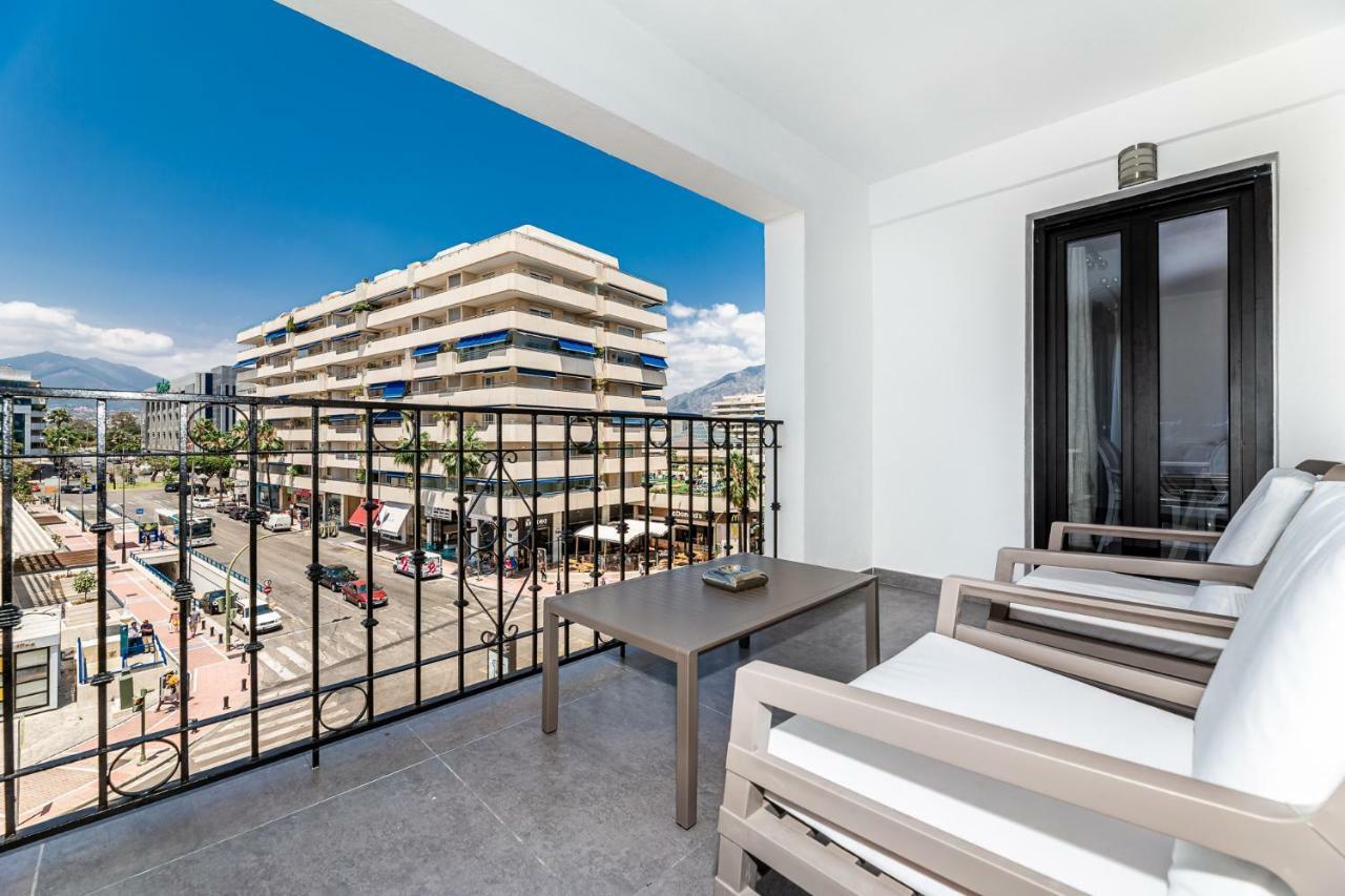By Riva - Luxurious, Exclusive 2 Bedroom Apt Inside Puerto Banus 马尔韦利亚 外观 照片